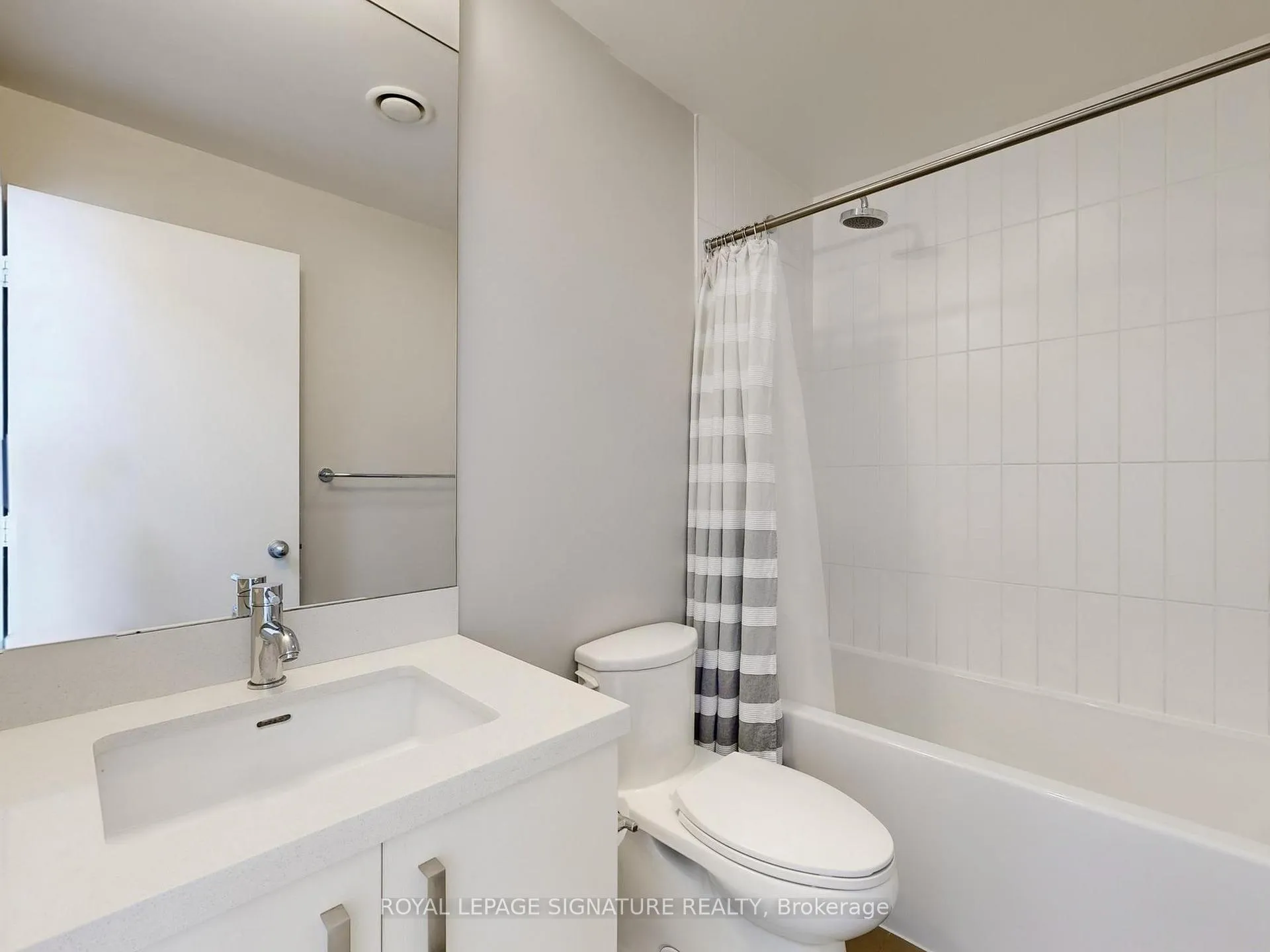 Photo 9 of Unit N1006, 455 Front Street E, Toronto, Waterfront Communities — HOMEH