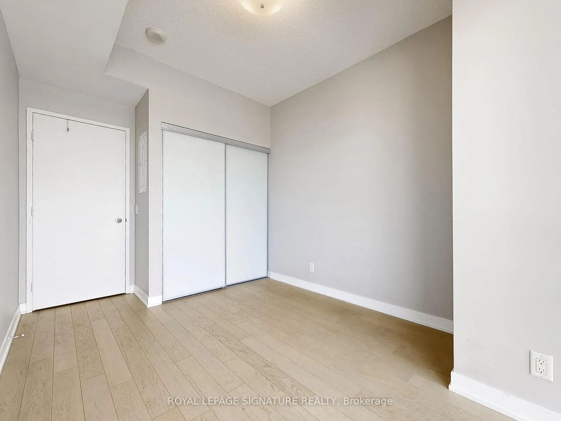 Photo 16 of Unit N1006, 455 Front Street E, Toronto, Waterfront Communities — HOMEH