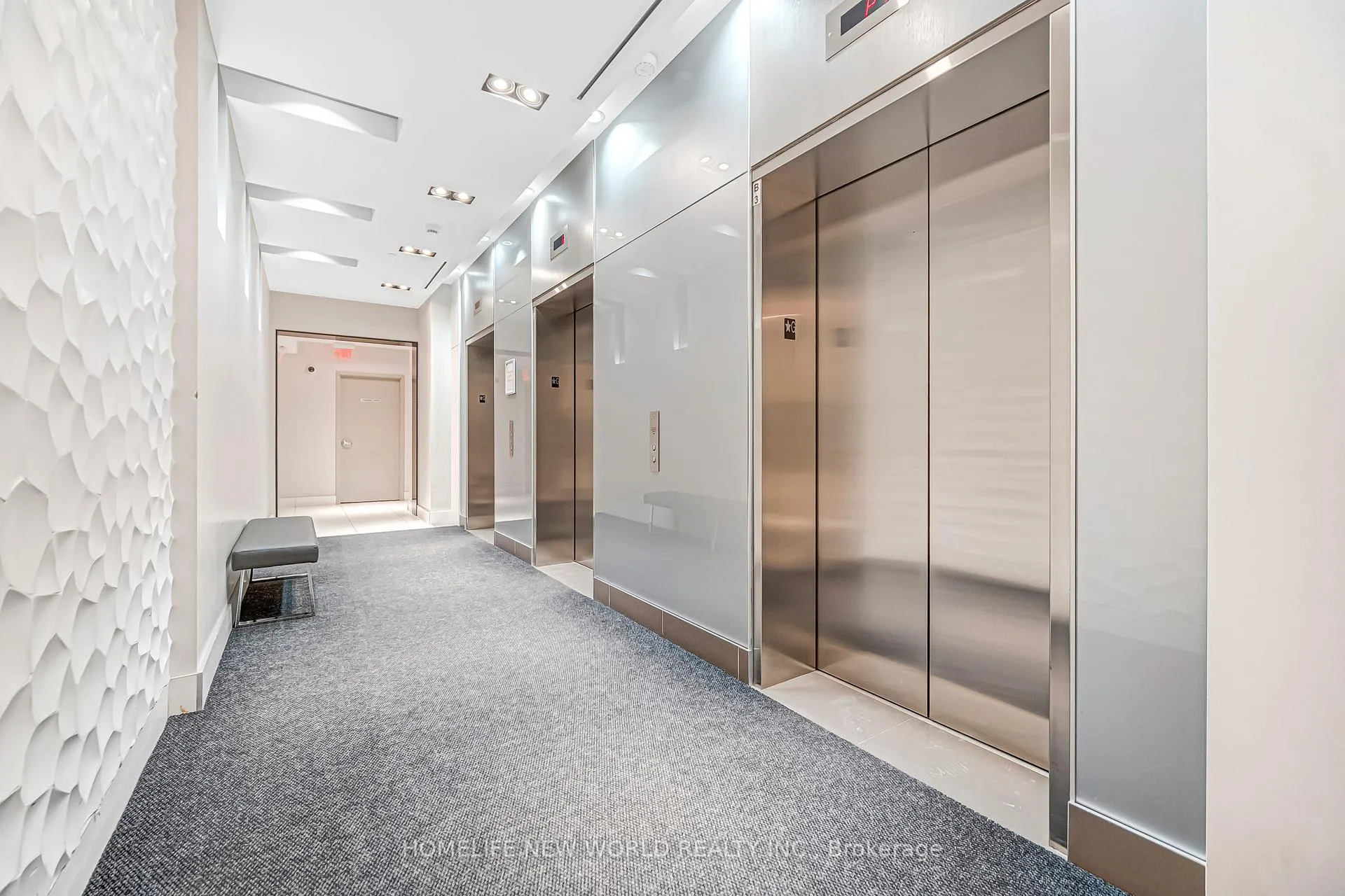Photo 3 of Unit 501, 7165 Yonge Street, Markham, Grandview — HOMEH