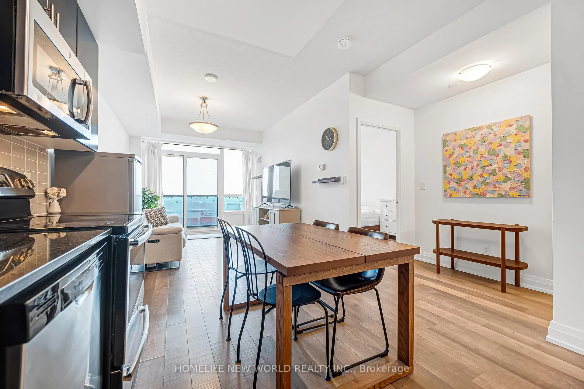 Photo 10 of Unit 501, 7165 Yonge Street, Markham, Grandview — HOMEH
