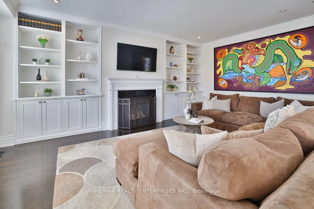 Photo 7 of 2121 Wildfel Way, Oakville, Bronte Creek — HOMEH