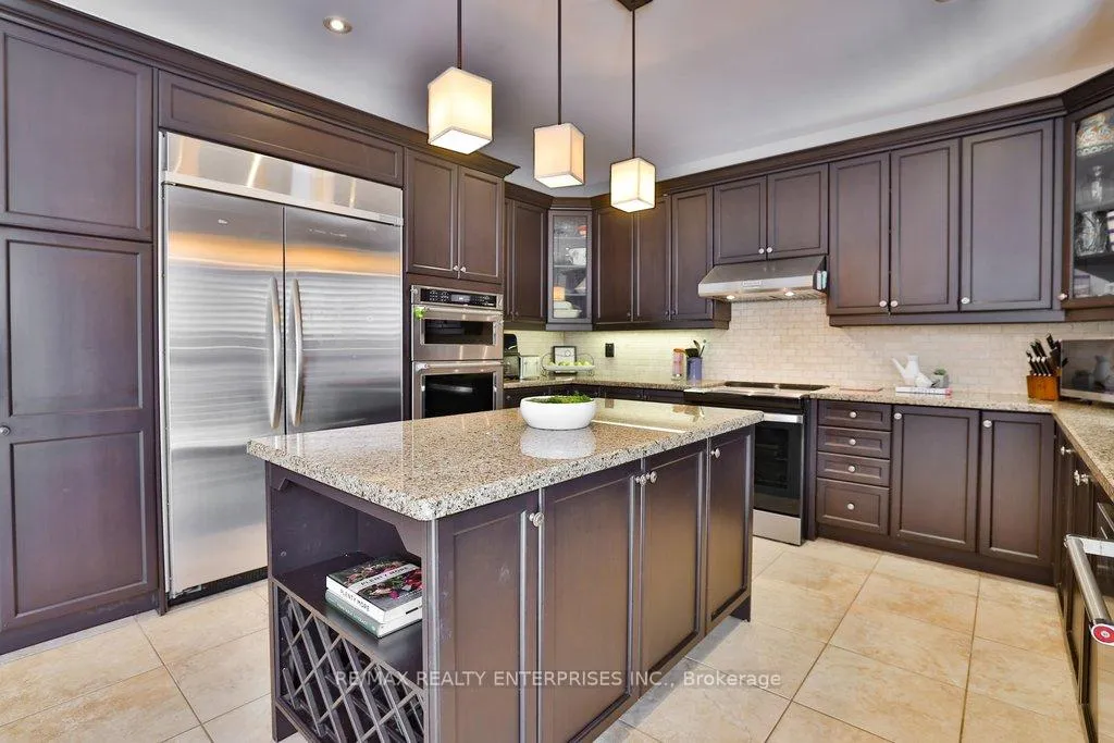 Photo 10 of 2121 Wildfel Way, Oakville, Bronte Creek — HOMEH