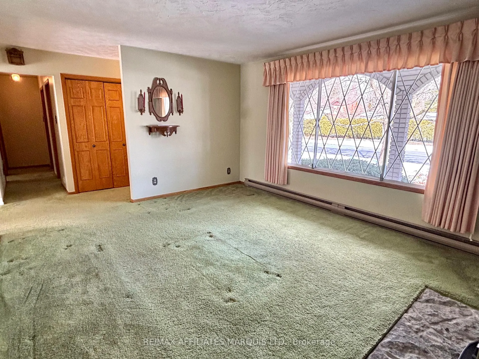Photo 6 of 1148 Riverdale Avenue, Cornwall — HOMEH