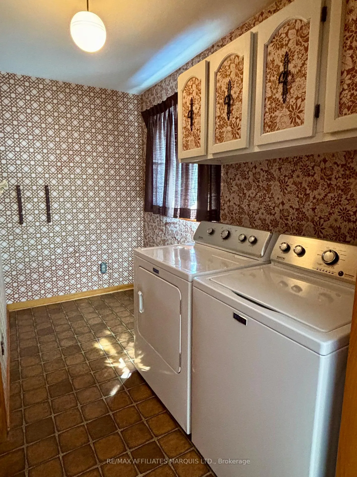 Photo 14 of 1148 Riverdale Avenue, Cornwall — HOMEH