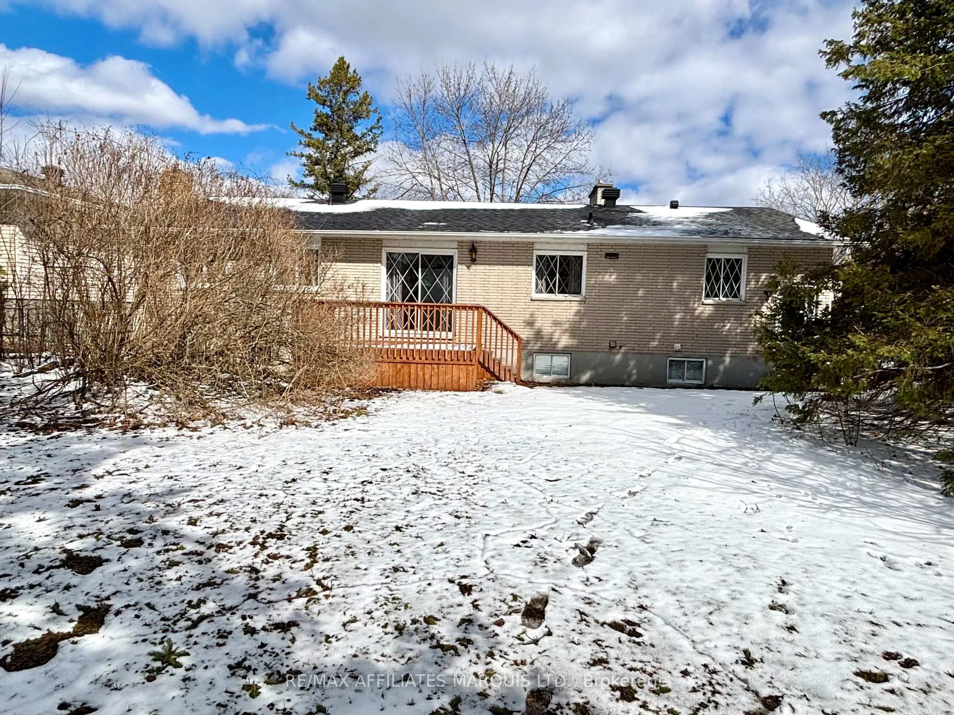 Photo 30 of 1148 Riverdale Avenue, Cornwall — HOMEH