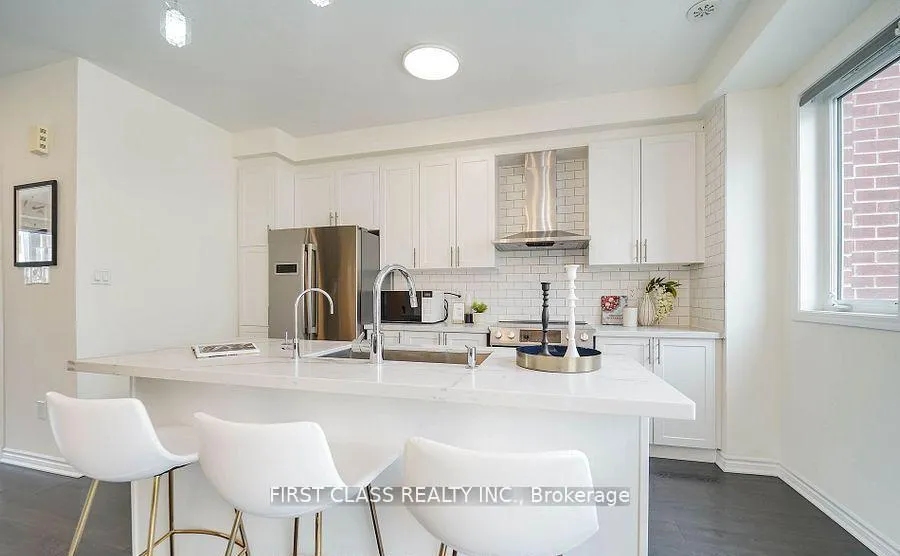 Photo 4 of 30 George Patton Avenue, Markham, Cornell — HOMEH