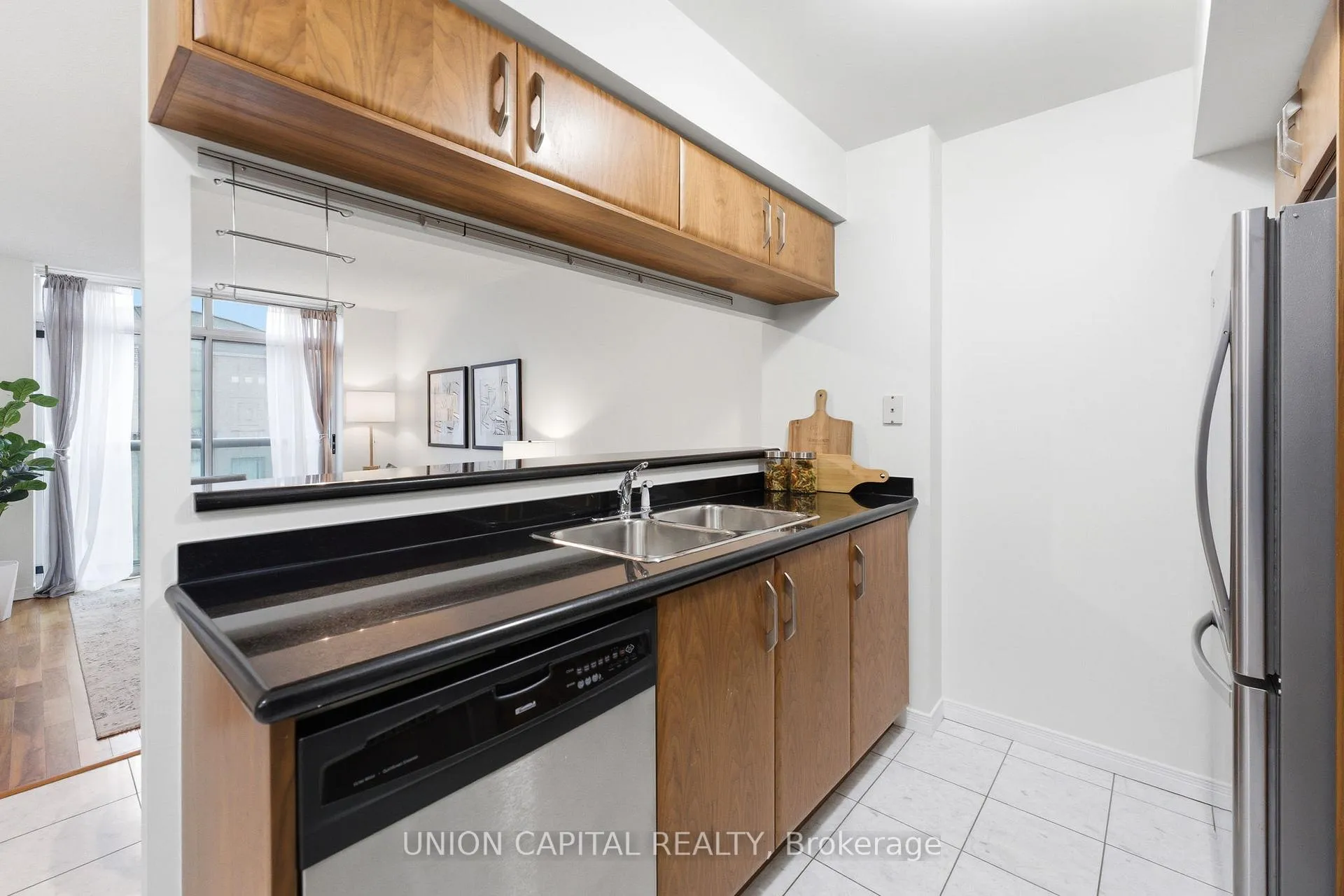 Photo 9 of Unit 1123, 109 Front Street E, Toronto, Waterfront Communities — HOMEH