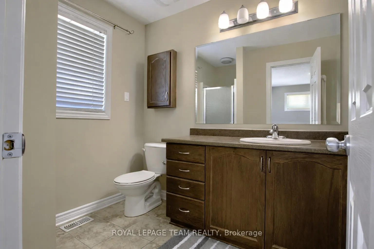 Photo 9 of 366 Tourmaline Crescent, Ottawa, Barrhaven - Strandherd — HOMEH