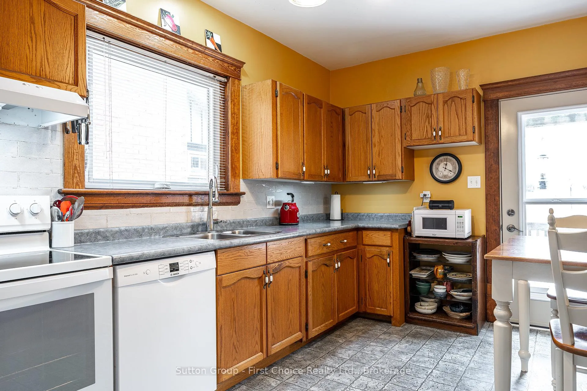 Photo 11 of 136 Brunswick Street, Stratford — HOMEH