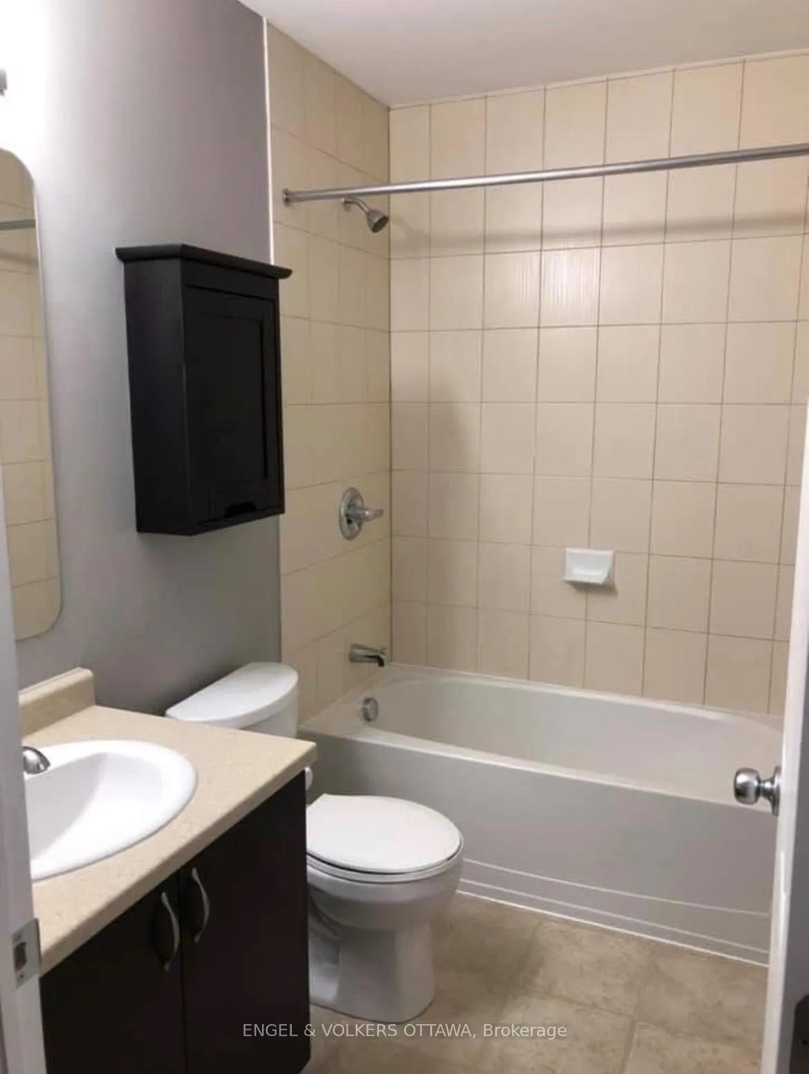 Photo 7 of Unit 68, 139 Harthill Way, Ottawa, Barrhaven - Heritage Park — HOMEH
