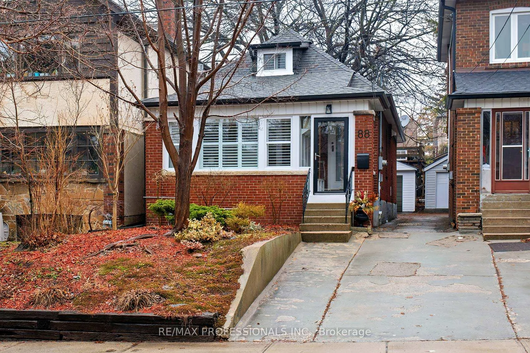Photo 1 of 88 Morningside Avenue, Toronto, High Park-Swansea — HOMEH