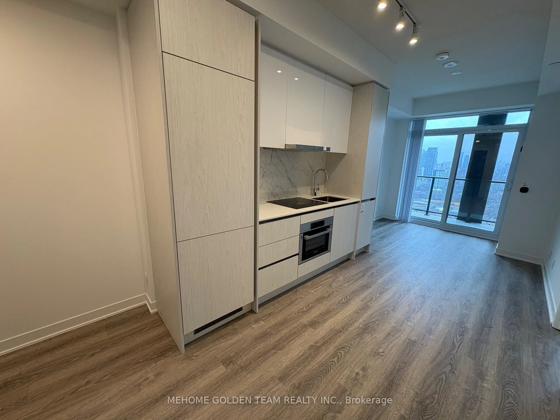 Photo 2 of Unit 3516, 180 Front Street E, Toronto, Moss Park — HOMEH