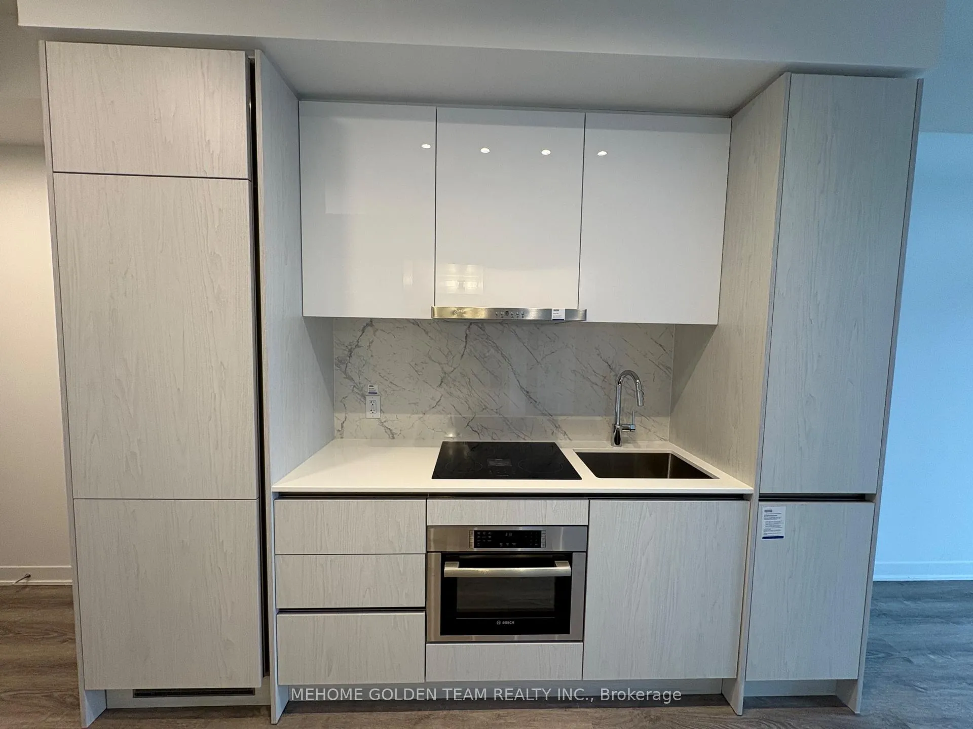 Photo 3 of Unit 3516, 180 Front Street E, Toronto, Moss Park — HOMEH