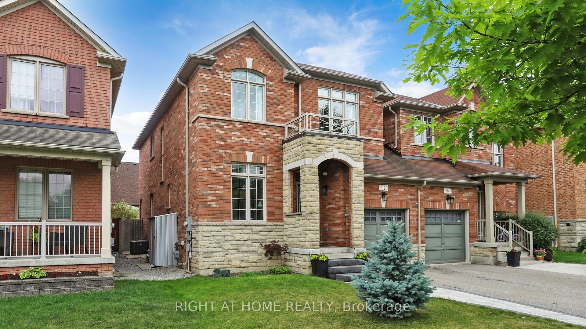 Photo 1 of 92 Waterlily Trail, King, Schomberg — HOMEH