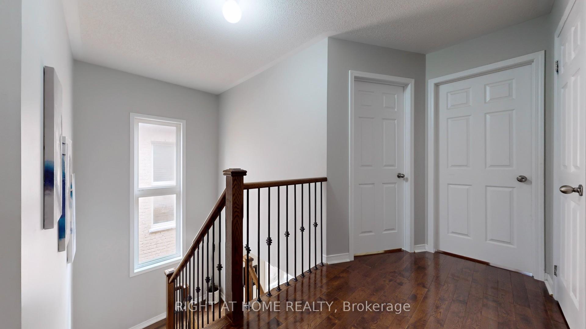 Photo 20 of 92 Waterlily Trail, King, Schomberg — HOMEH