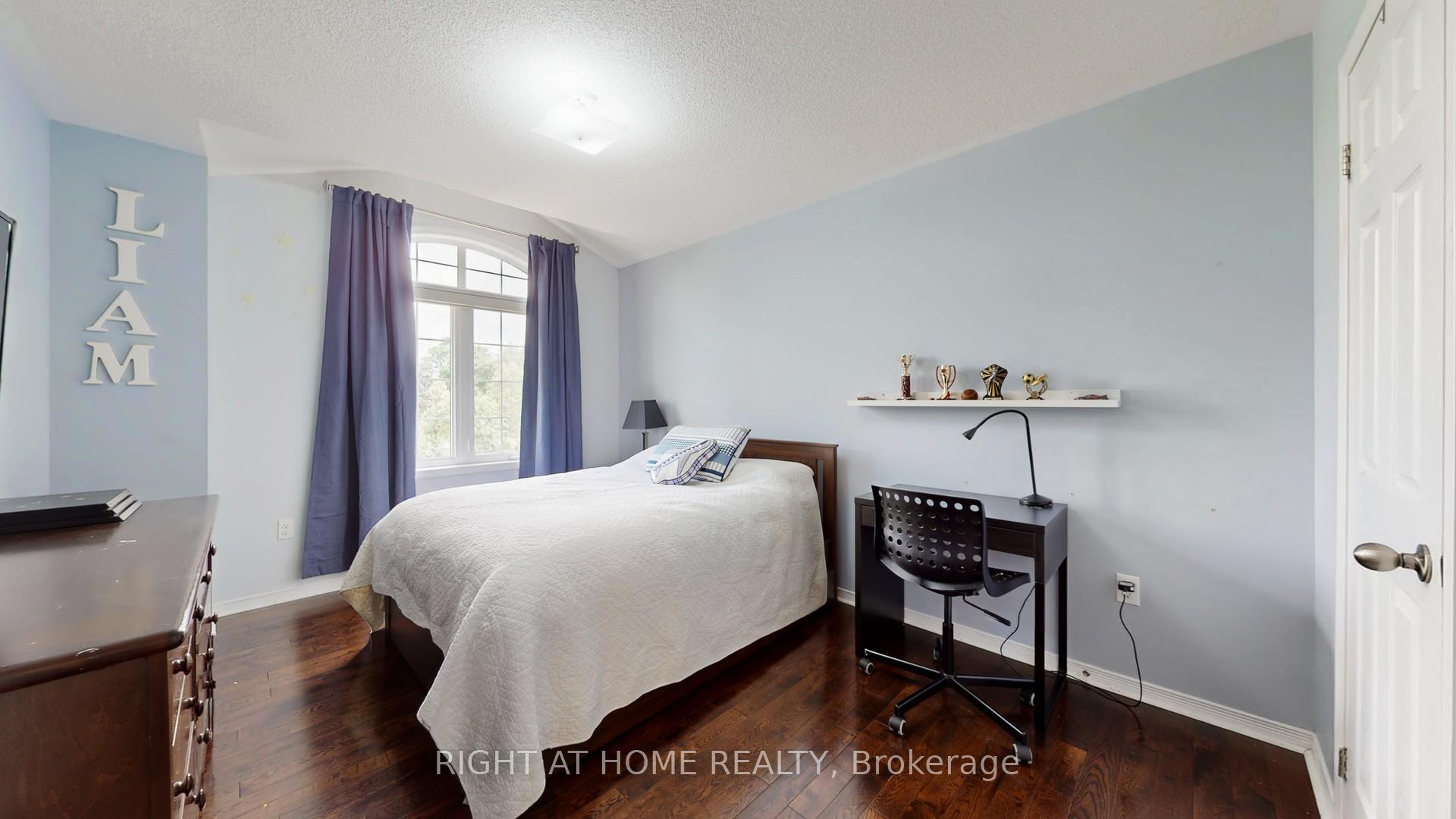 Photo 26 of 92 Waterlily Trail, King, Schomberg — HOMEH