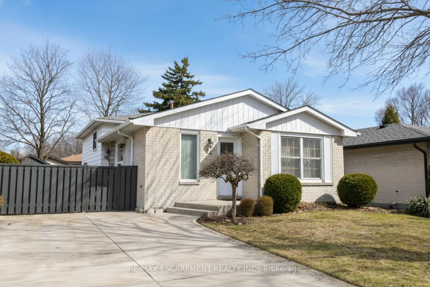 Photo 2 of 24 Grenoble Road, Hamilton, Gourley — HOMEH