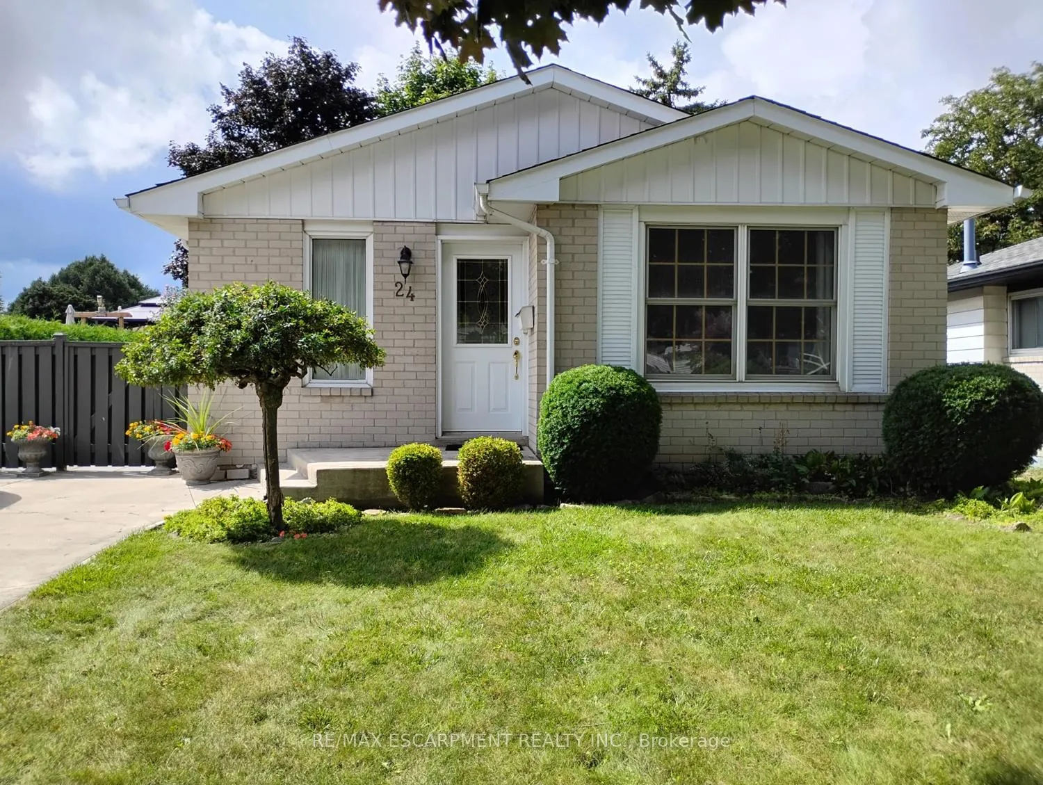Photo 4 of 24 Grenoble Road, Hamilton, Gourley — HOMEH