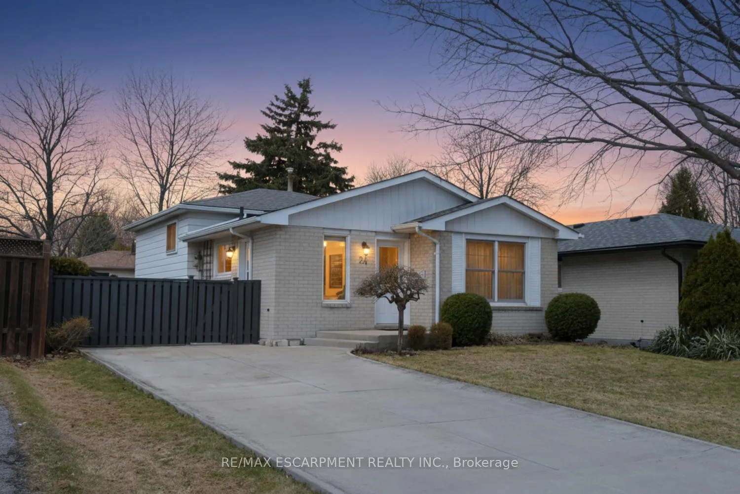 Photo 5 of 24 Grenoble Road, Hamilton, Gourley — HOMEH