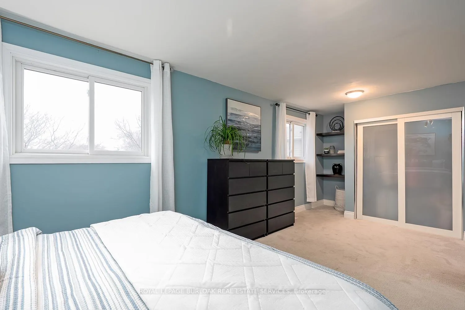 Photo 16 of 1278 Consort Crescent, Burlington, Palmer — HOMEH