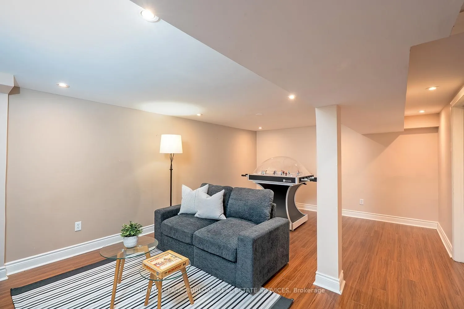 Photo 20 of 1278 Consort Crescent, Burlington, Palmer — HOMEH