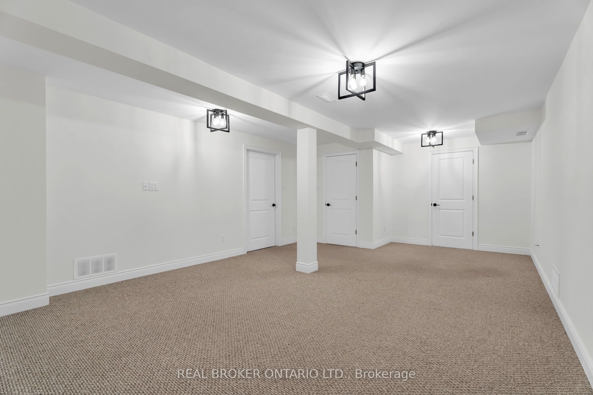 Photo 33 of 24 Savannah Crescent, Wasaga Beach — HOMEH