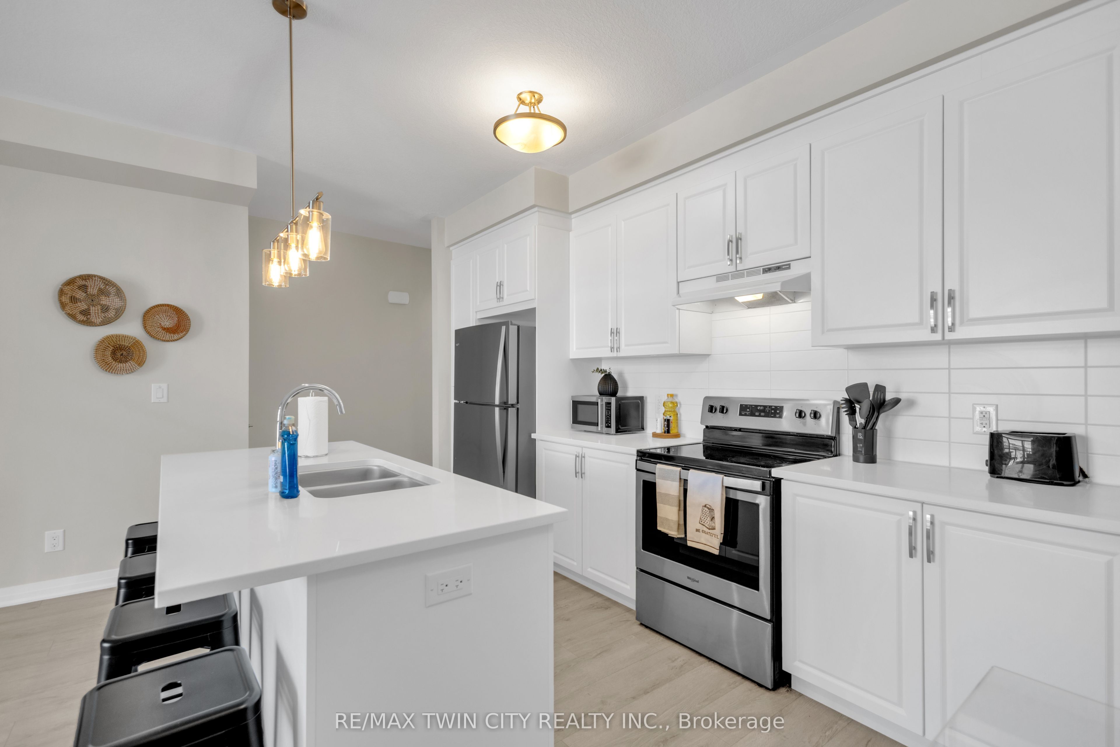 Photo 9 of Unit 1F, 155 Thomas Slee Drive, Kitchener — HOMEH