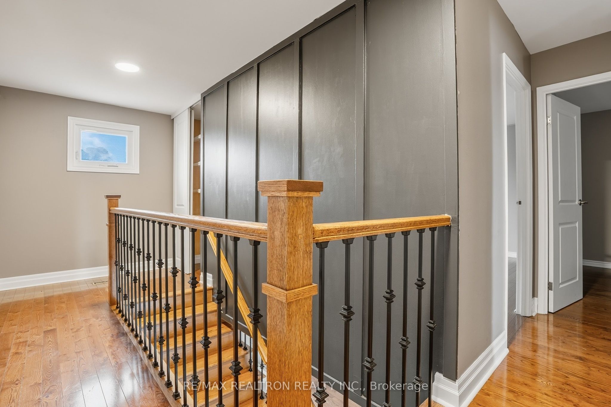 Photo 14 of Unit Main, 18 Ivybridge Drive, Brampton, Madoc — HOMEH