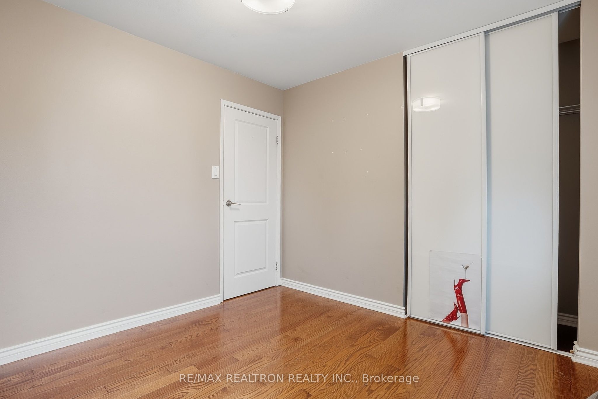 Photo 21 of Unit Main, 18 Ivybridge Drive, Brampton, Madoc — HOMEH