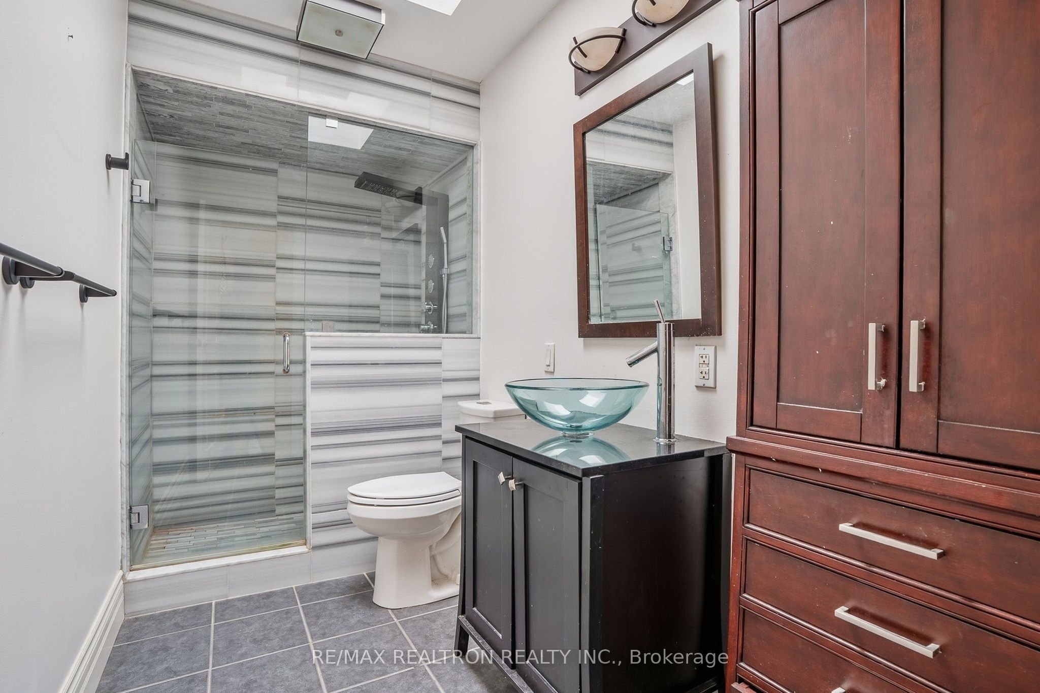 Photo 19 of Unit Main, 18 Ivybridge Drive, Brampton, Madoc — HOMEH