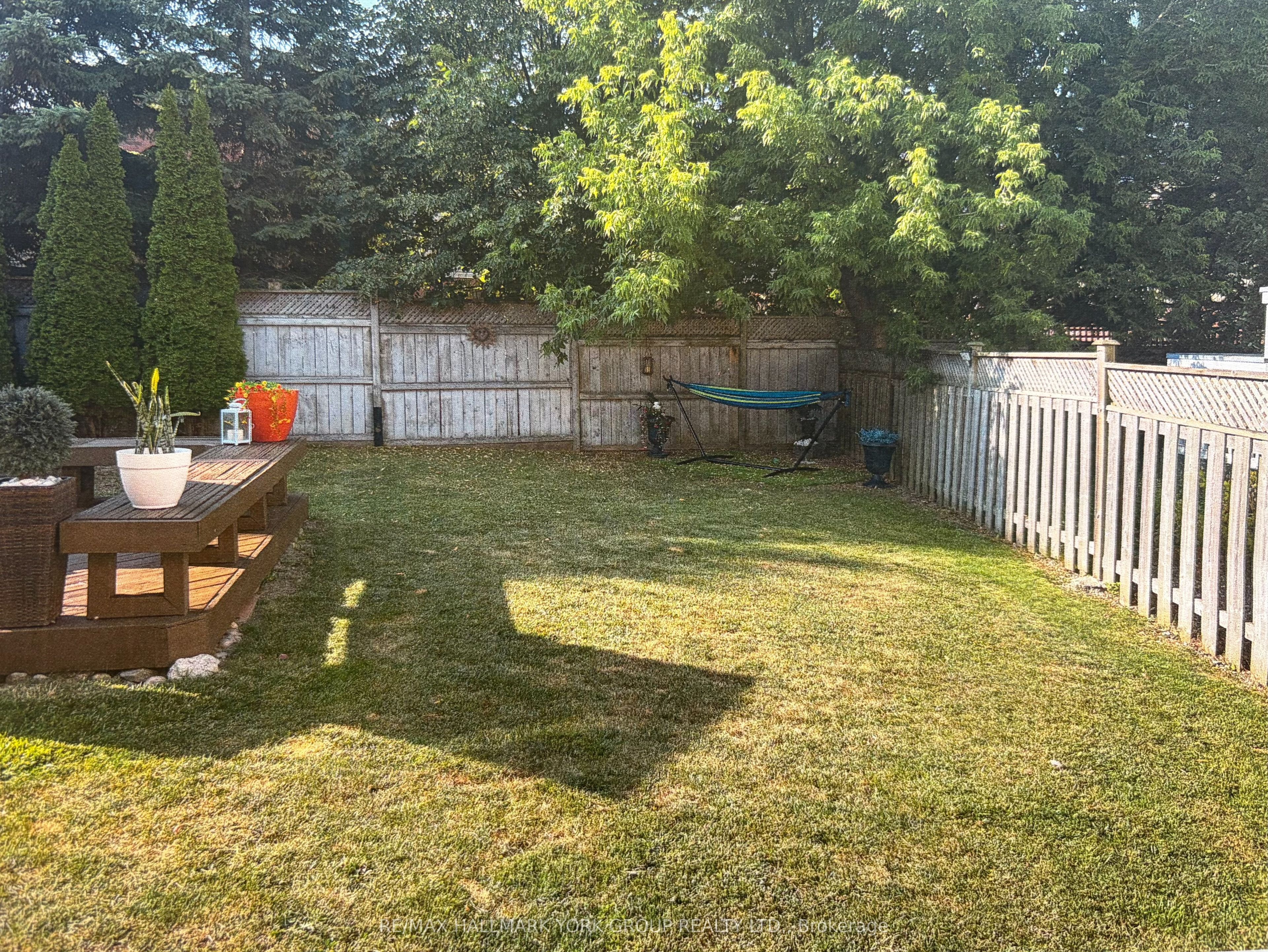 Photo 35 of 41 Baywell Crescent, Aurora, Bayview Wellington — HOMEH