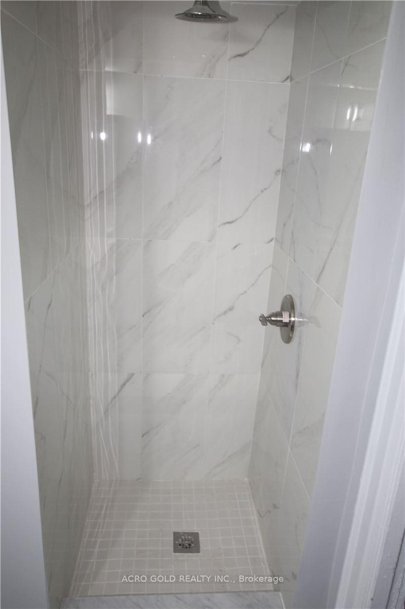 Photo 5 of Unit 02, 297 Cumberland Avenue, Hamilton, Blakeley — HOMEH