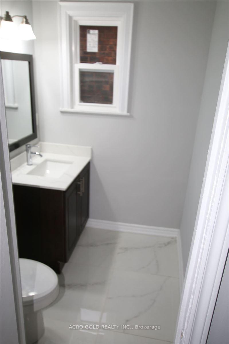 Photo 6 of Unit 02, 297 Cumberland Avenue, Hamilton, Blakeley — HOMEH