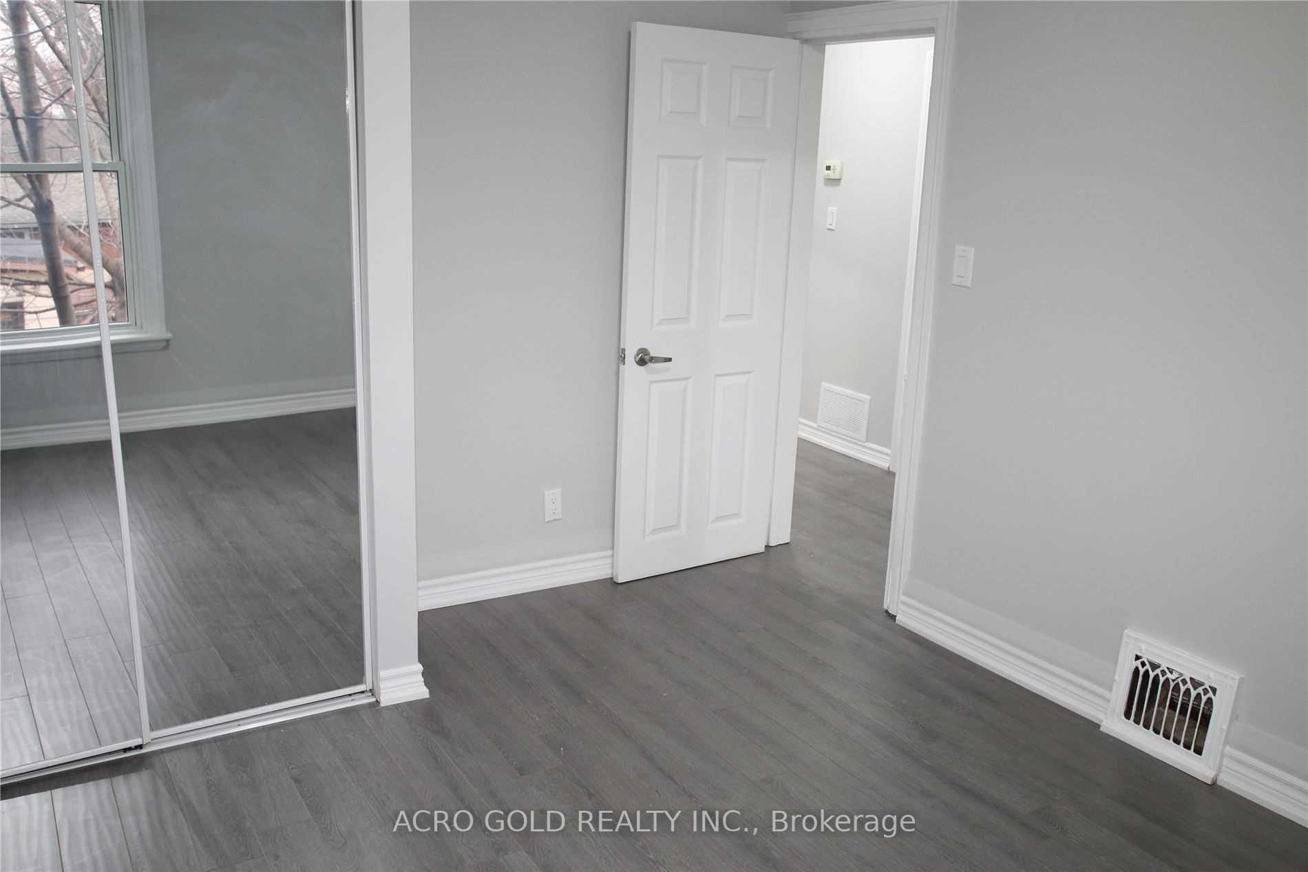 Photo 10 of Unit 02, 297 Cumberland Avenue, Hamilton, Blakeley — HOMEH