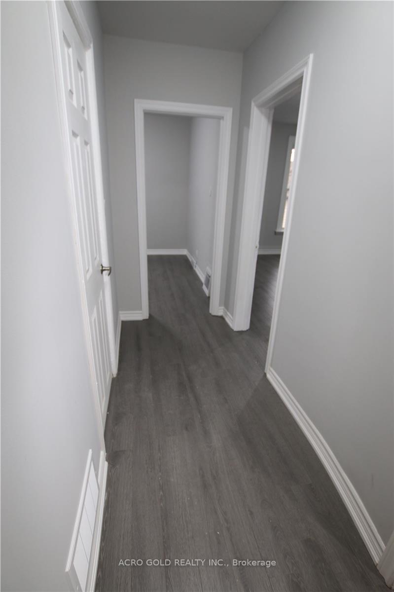 Photo 11 of Unit 02, 297 Cumberland Avenue, Hamilton, Blakeley — HOMEH