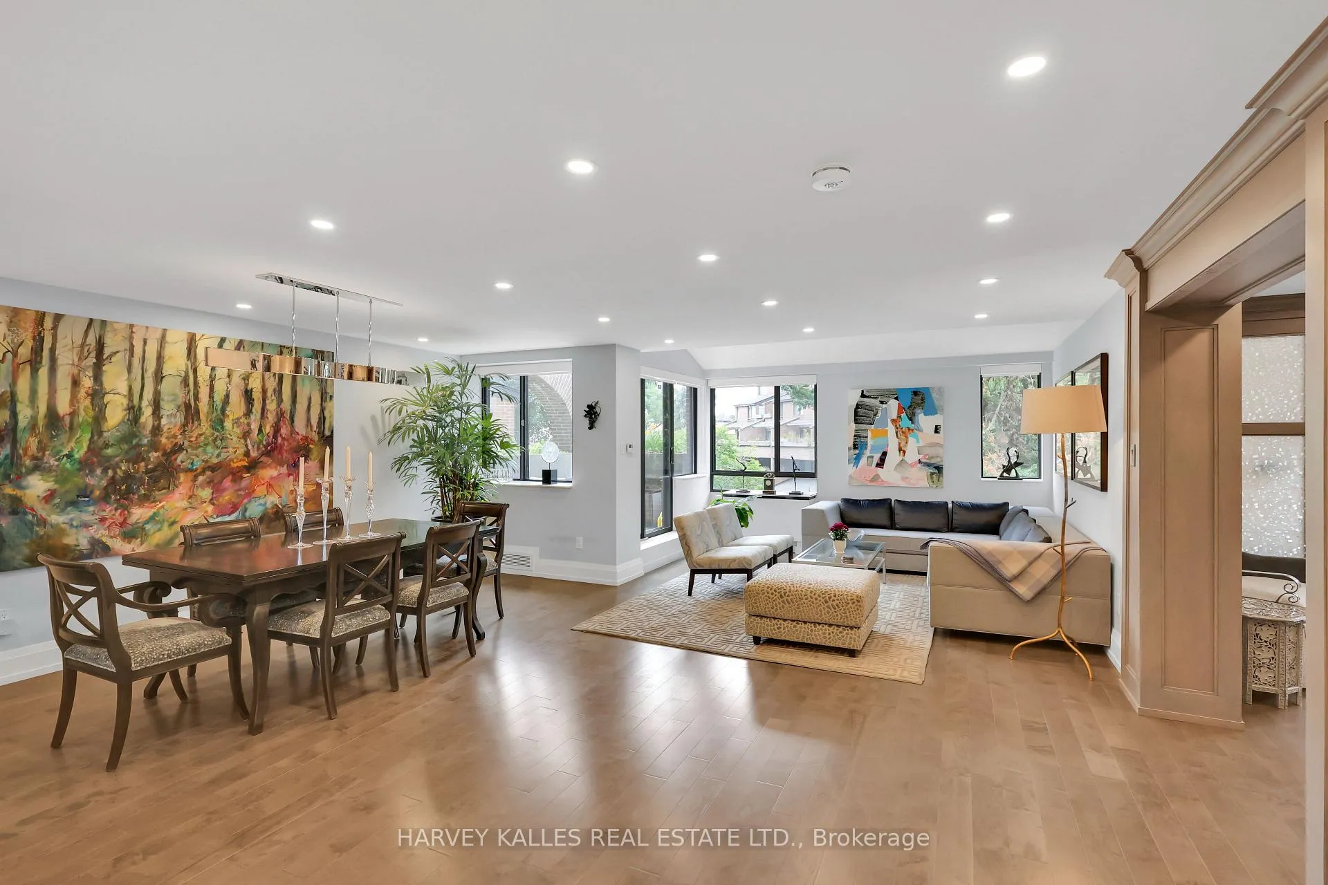 Photo 1 of Unit 324-325, 40 Sylvan Valley Way, Toronto, Bedford Park-Nortown — HOMEH