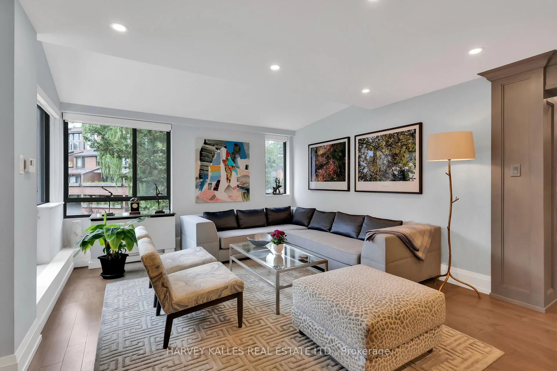 Photo 5 of Unit 324-325, 40 Sylvan Valley Way, Toronto, Bedford Park-Nortown — HOMEH
