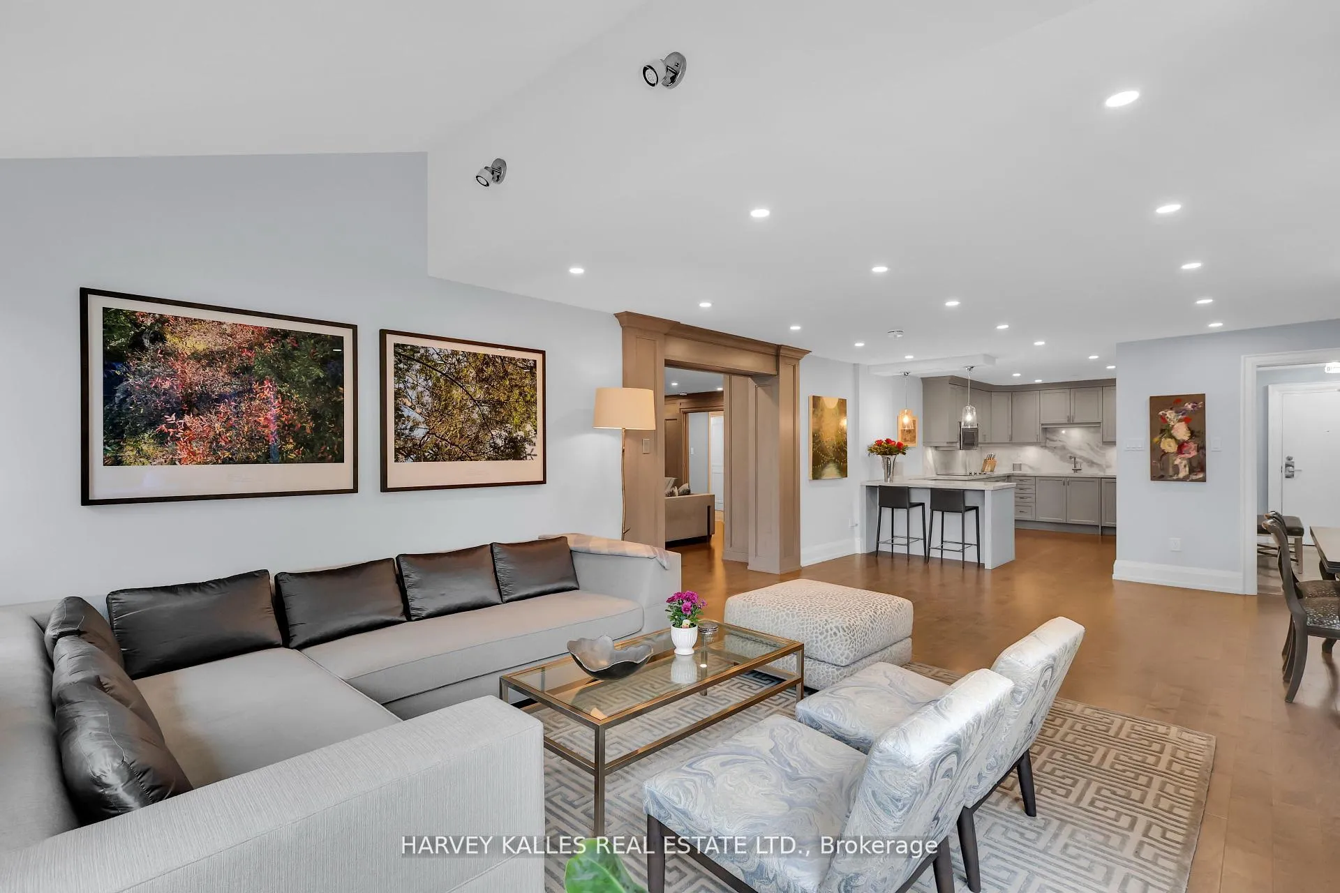 Photo 8 of Unit 324-325, 40 Sylvan Valley Way, Toronto, Bedford Park-Nortown — HOMEH