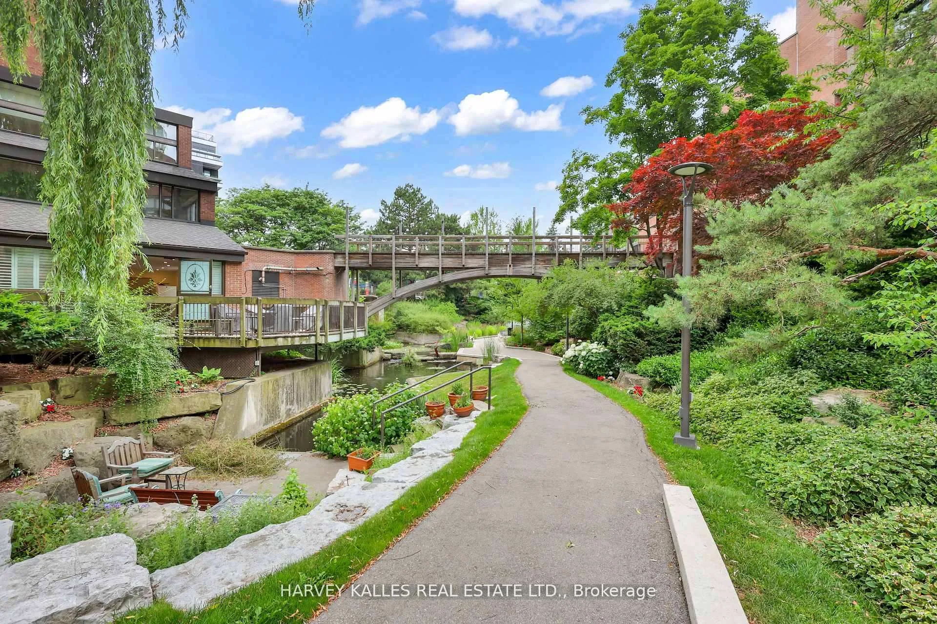 Photo 36 of Unit 324-325, 40 Sylvan Valley Way, Toronto, Bedford Park-Nortown — HOMEH