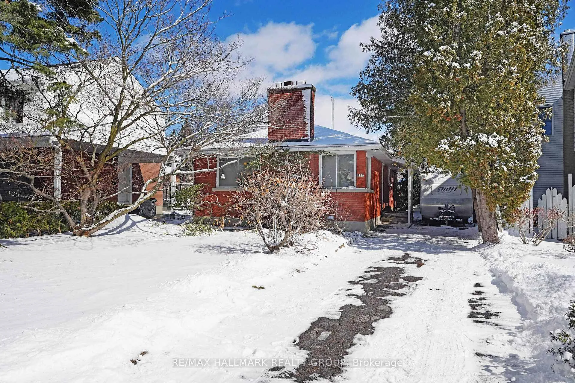 Photo 2 of 1289 Evans Boulevard, Ottawa, Alta Vista — HOMEH