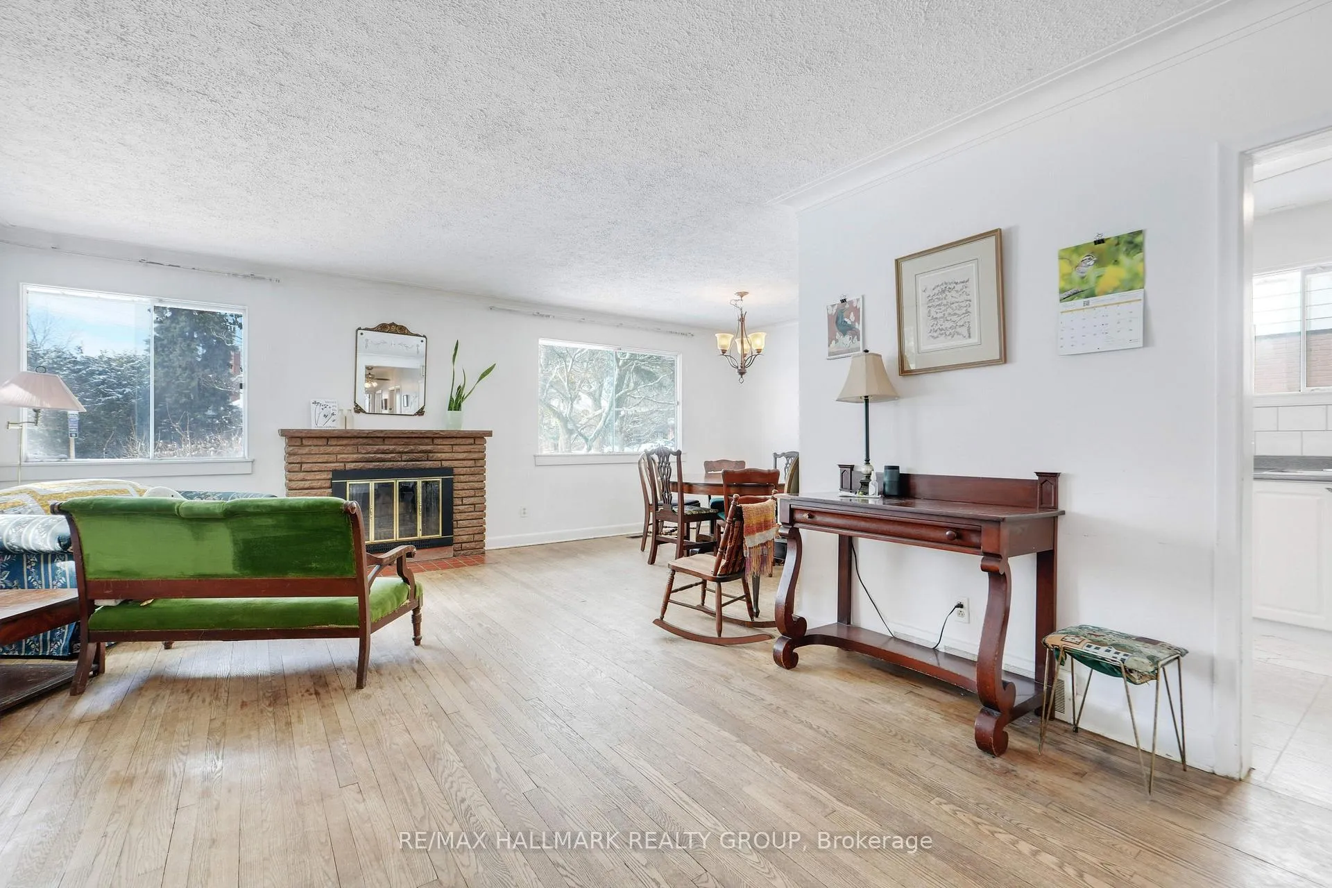Photo 5 of 1289 Evans Boulevard, Ottawa, Alta Vista — HOMEH