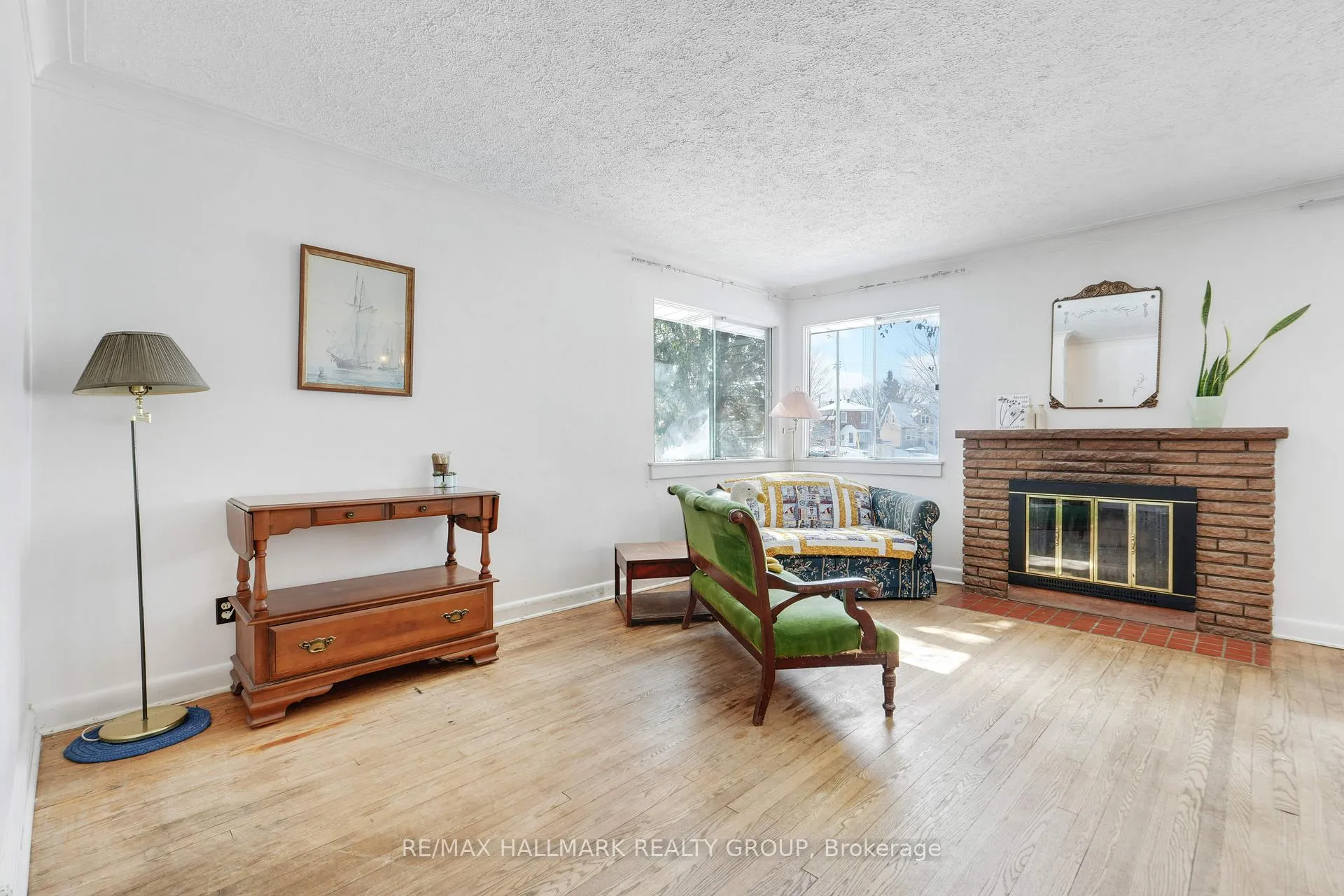 Photo 6 of 1289 Evans Boulevard, Ottawa, Alta Vista — HOMEH