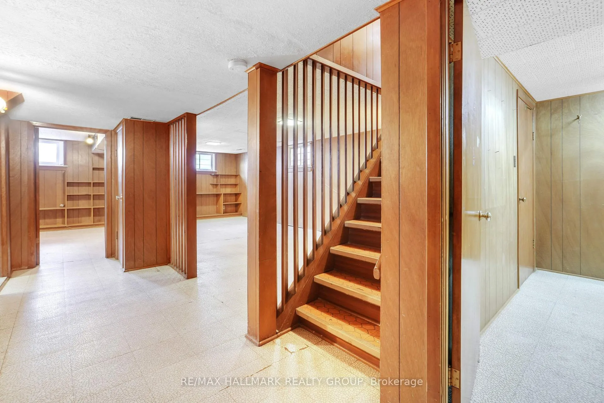 Photo 32 of 1289 Evans Boulevard, Ottawa, Alta Vista — HOMEH