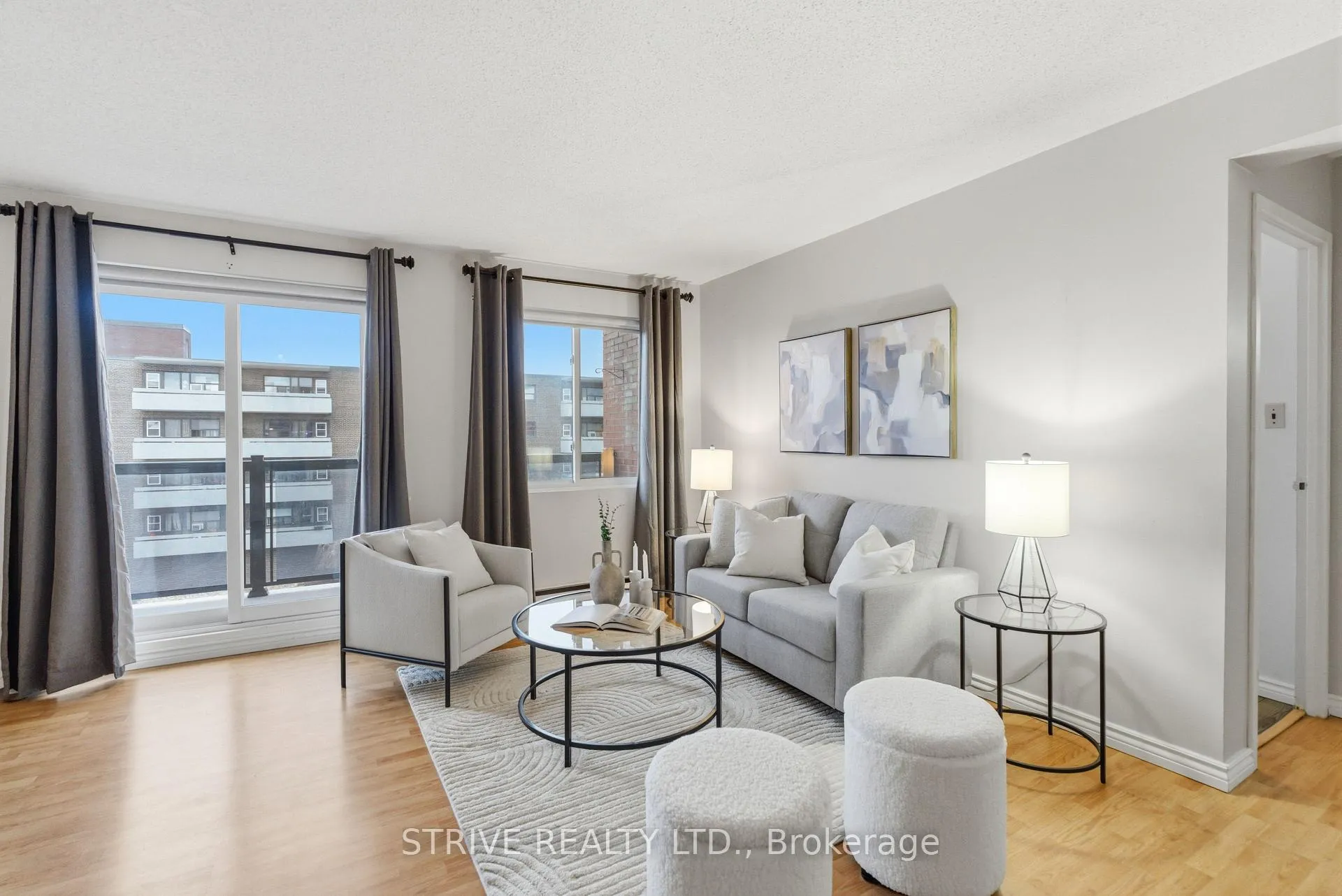 Photo 7 of Unit 408, 131 Taunton Road E, Oshawa, Centennial — HOMEH