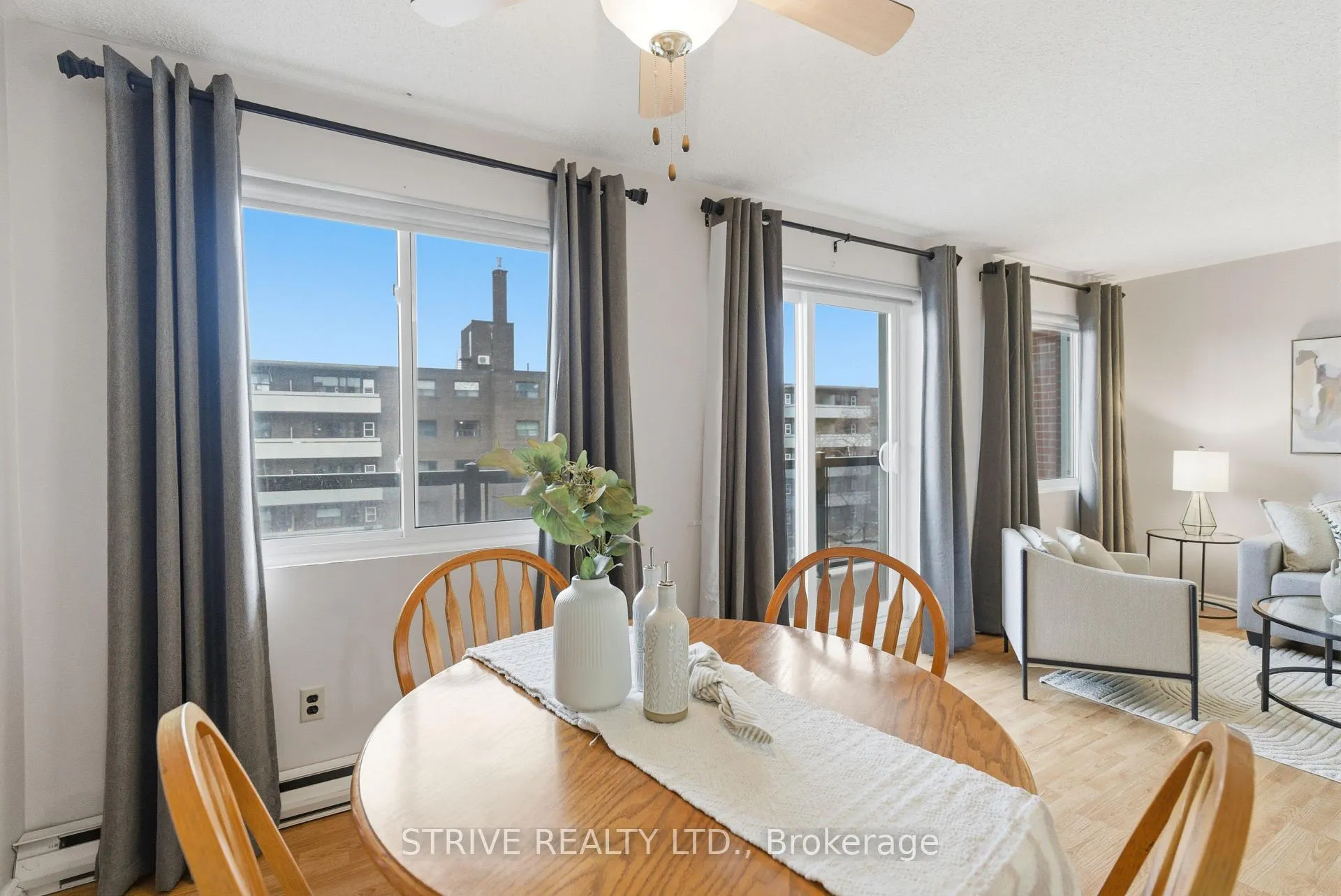 Photo 16 of Unit 408, 131 Taunton Road E, Oshawa, Centennial — HOMEH