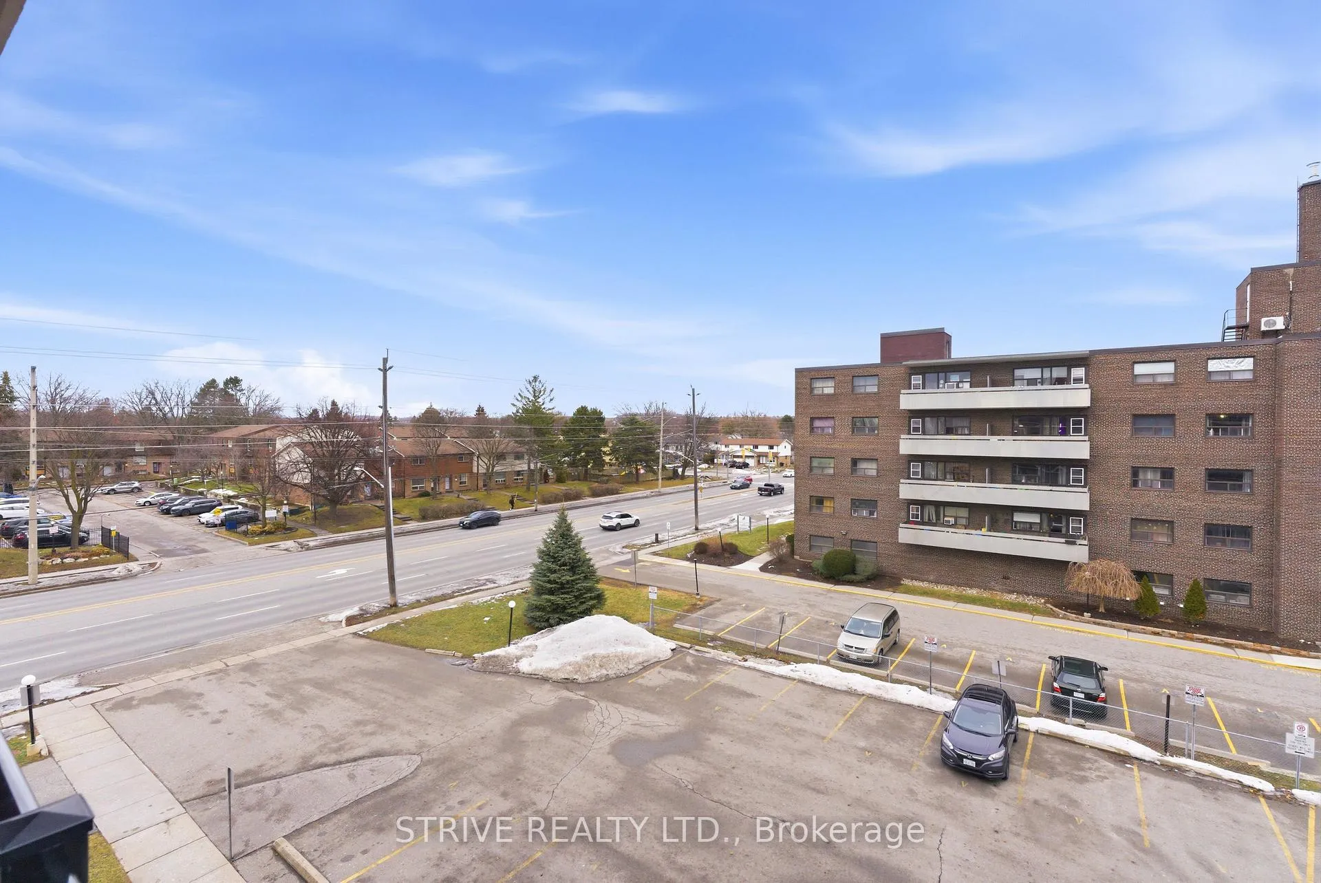 Photo 26 of Unit 408, 131 Taunton Road E, Oshawa, Centennial — HOMEH