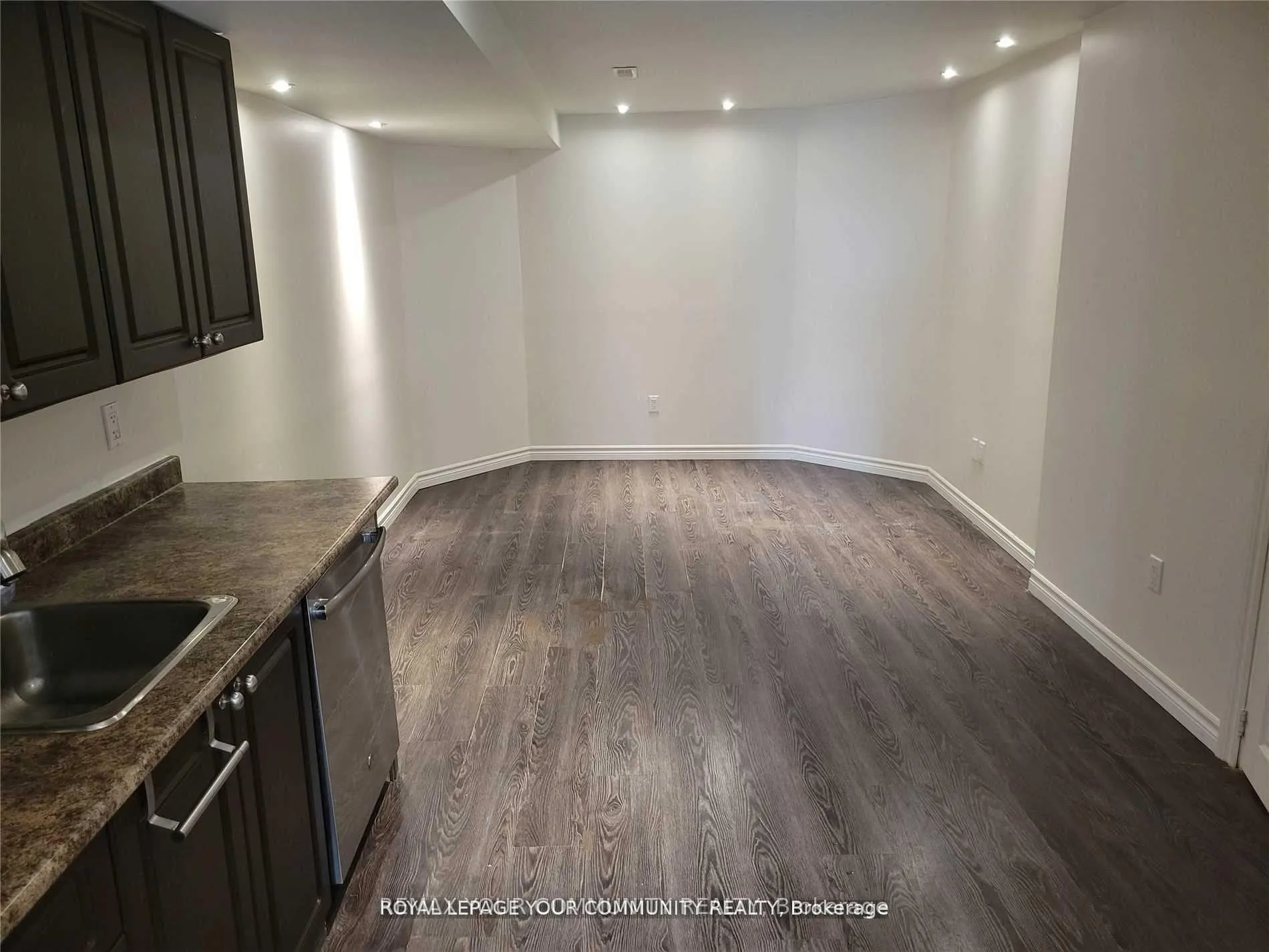 Photo 7 of Unit Basement, 86 Diana Way, Barrie, Innis-Shore — HOMEH