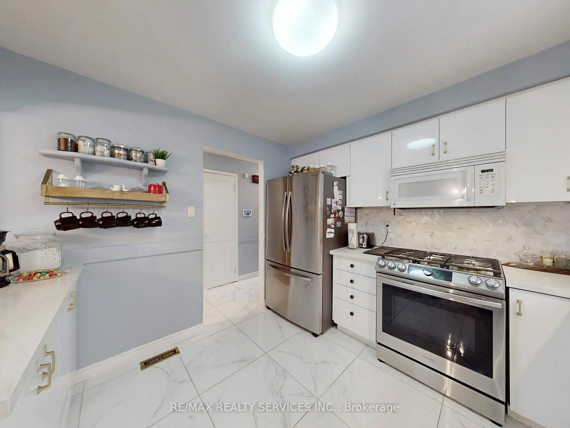 Photo 12 of 9 Malabar Crescent, Brampton, Central Park — HOMEH