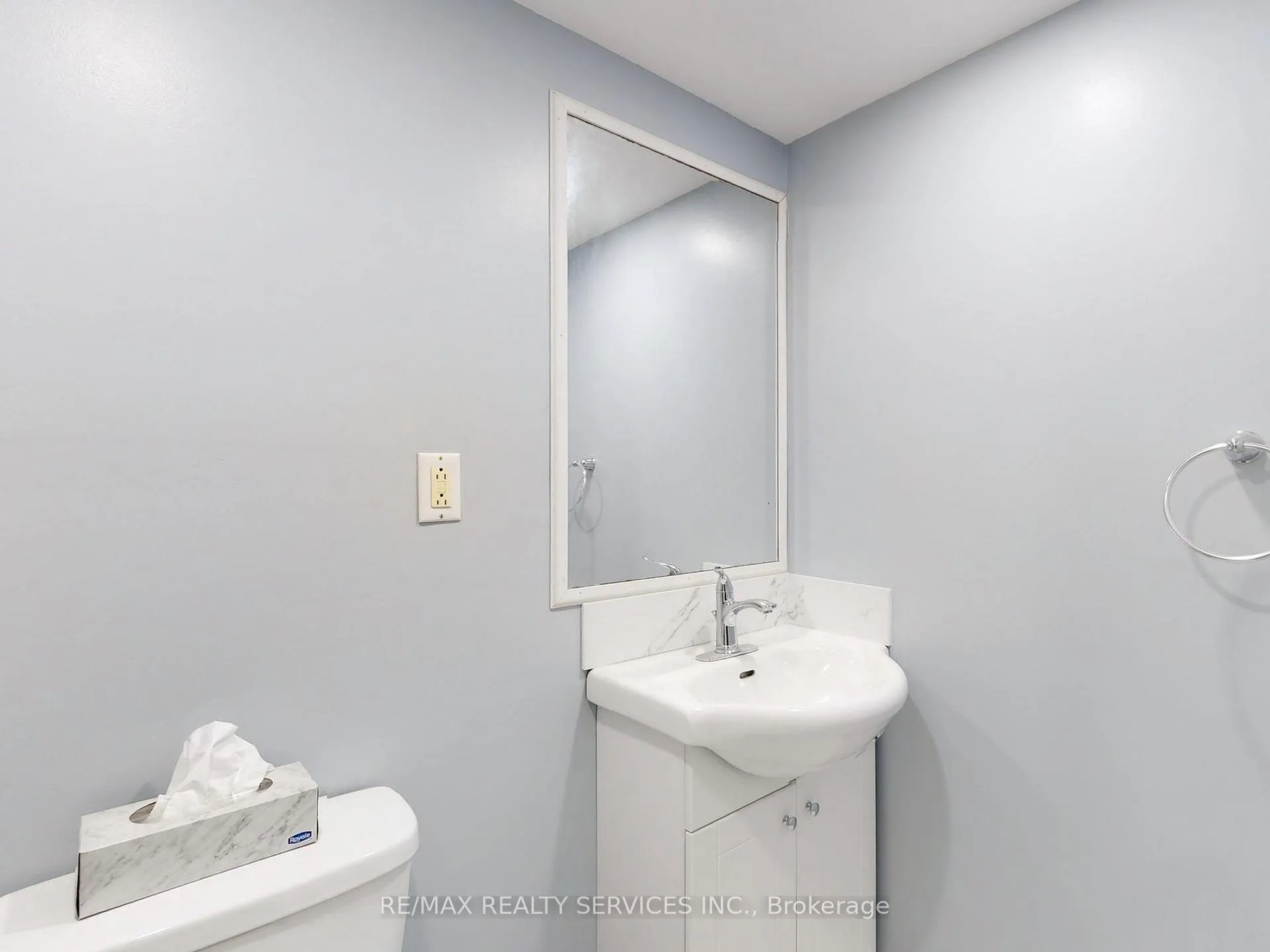 Photo 36 of 9 Malabar Crescent, Brampton, Central Park — HOMEH