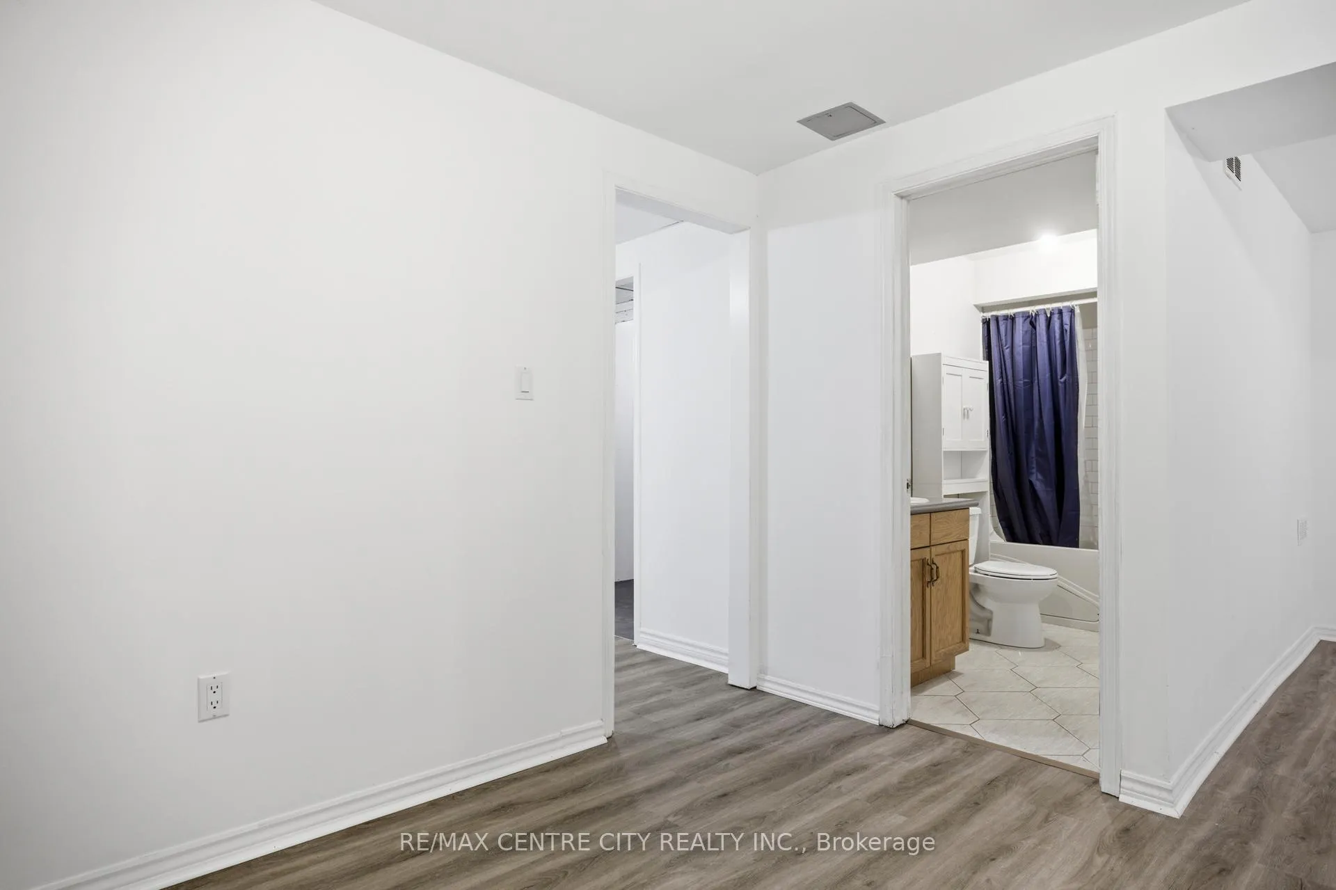 Photo 15 of 14 Juno Drive, St. Thomas — HOMEH